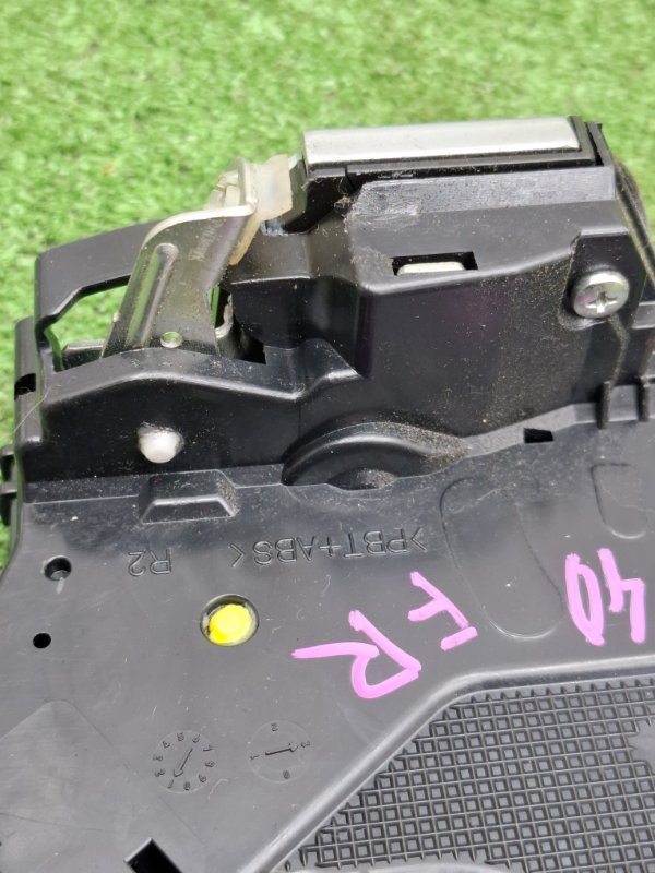 Замок двери Toyota Camry 2006 ACV40