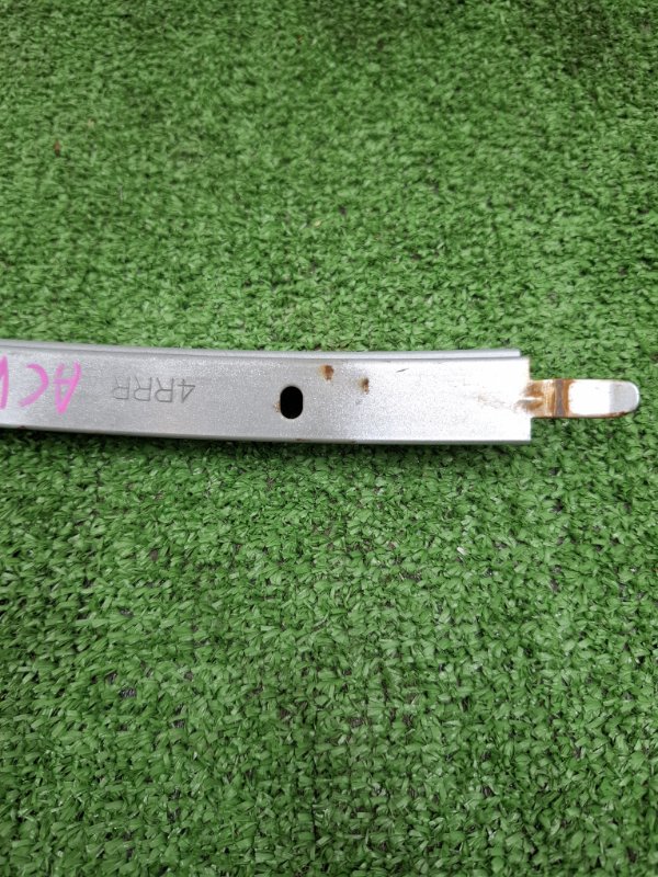 Направляющая стекла двери Toyota Camry 2006 ACV40