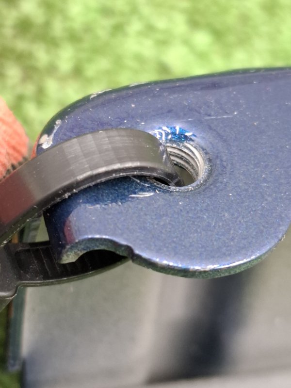 Направляющая стекла двери Toyota Camry 2006 ACV40