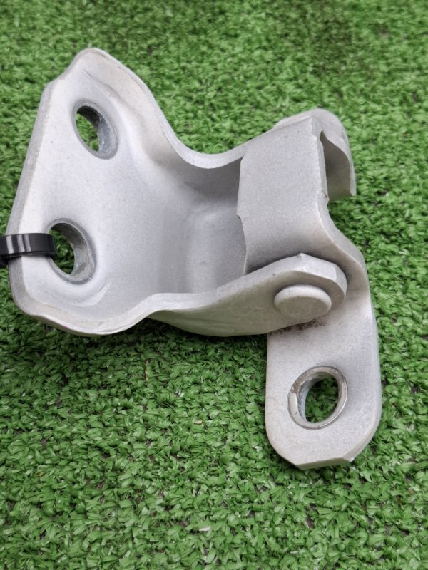 Петля двери Toyota Camry 2006 ACV40