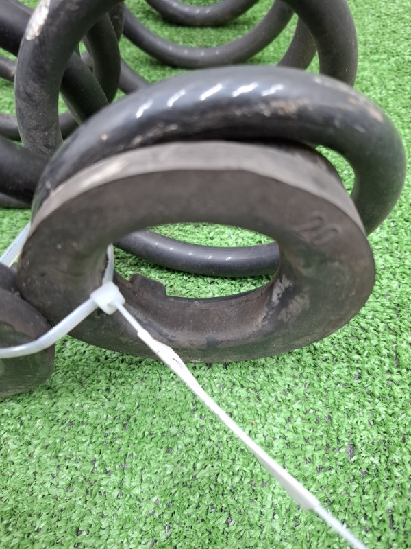 Пружина подвески Toyota AVENSIS 2012 ZRT272