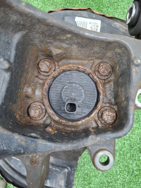 Кулак ступицы Toyota AVENSIS 2012 ZRT272