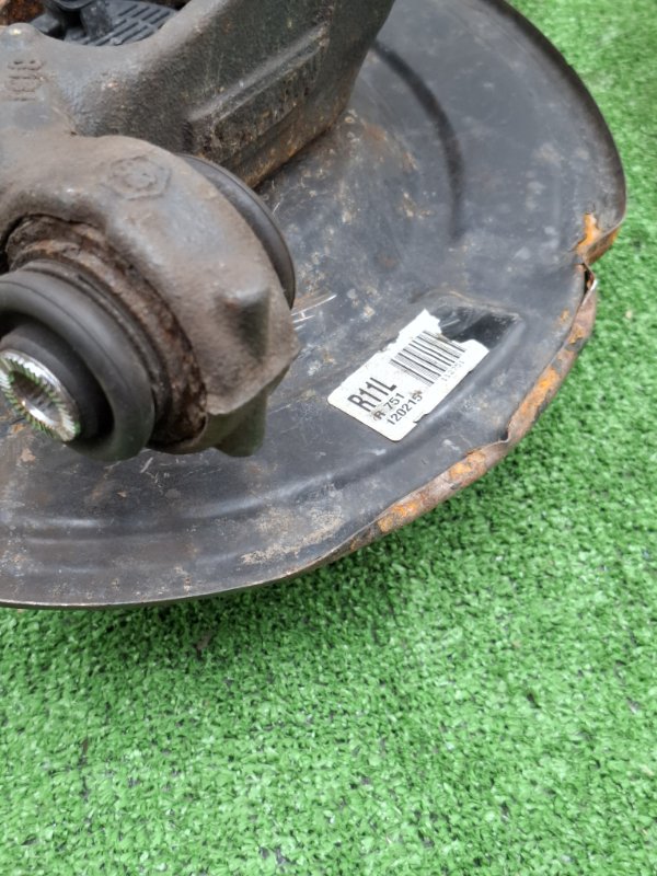 Кулак ступицы Toyota AVENSIS 2012 ZRT272