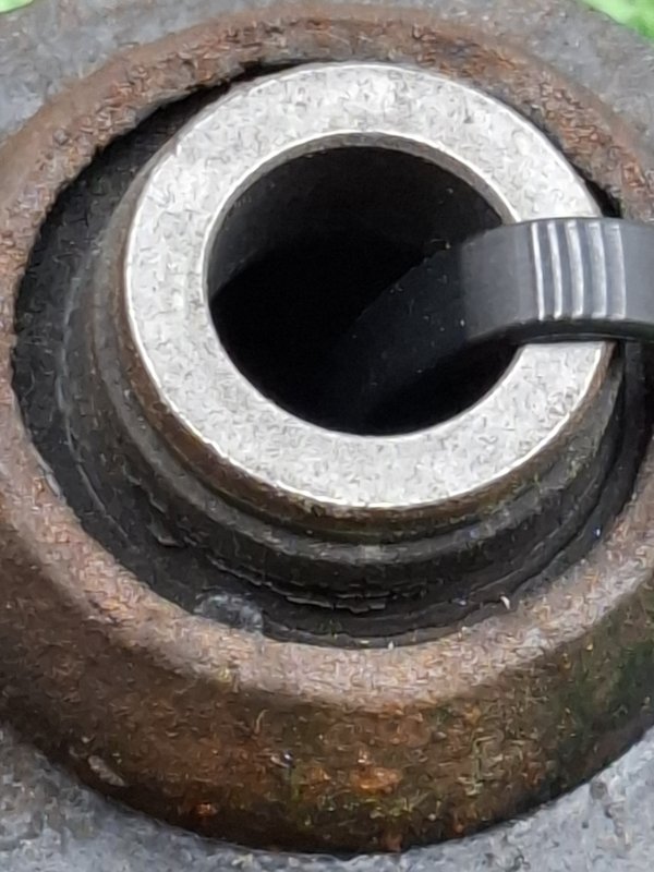 Рычаг подвески верхний Toyota AVENSIS 2012 ZRT272