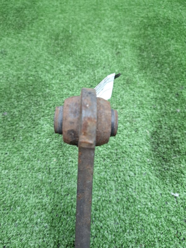 Рычаг подвески верхний Toyota AVENSIS 2012 ZRT272