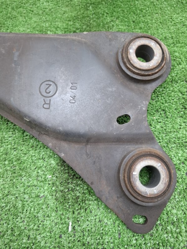 Рычаг продольный Toyota AVENSIS 2012 ZRT272