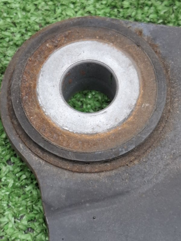 Рычаг продольный Toyota AVENSIS 2012 ZRT272