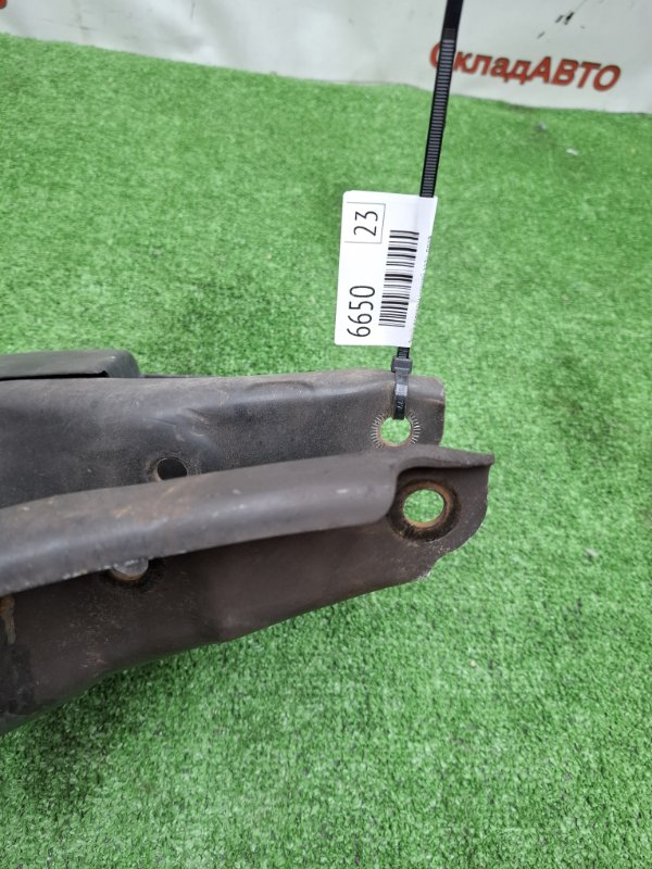 Рычаг подвески нижний Toyota AVENSIS 2012 ZRT272