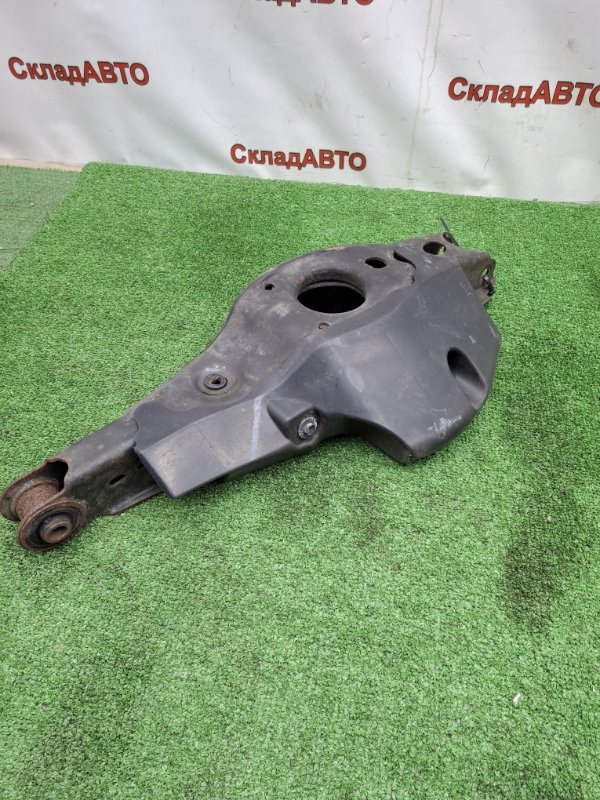 Рычаг подвески нижний Toyota AVENSIS 2012 ZRT272