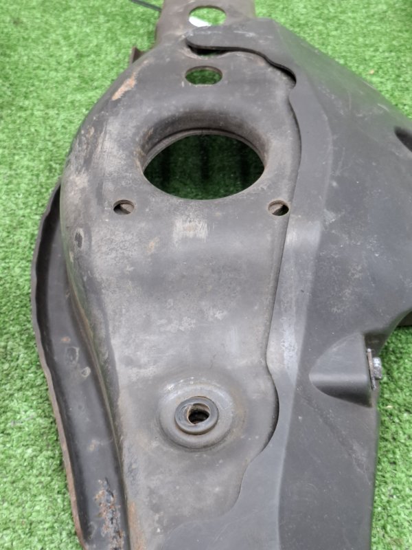 Рычаг подвески нижний Toyota AVENSIS 2012 ZRT272