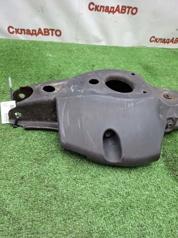 Рычаг подвески нижний Toyota AVENSIS 2012 ZRT272