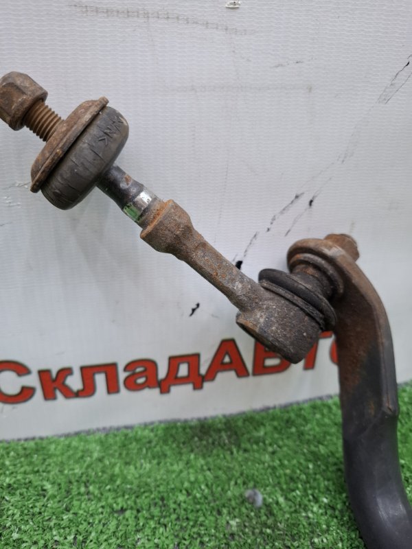 Стабилизатор поперечной устойчивости Toyota AVENSIS 2012 ZRT272