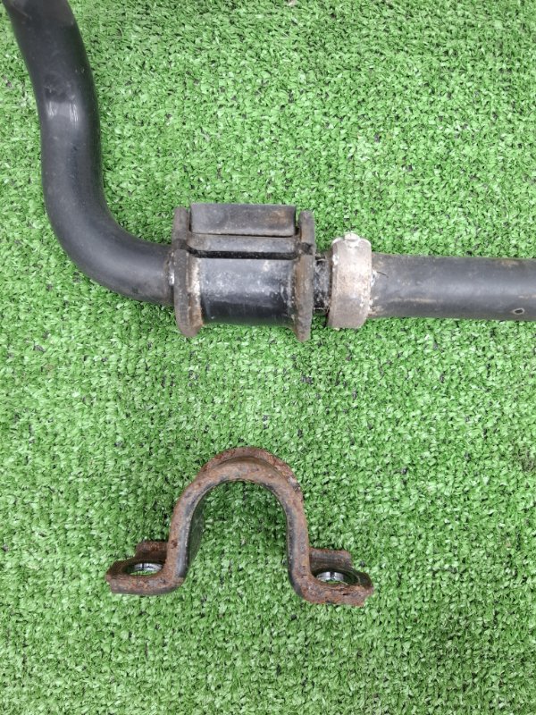 Стабилизатор поперечной устойчивости Toyota AVENSIS 2012 ZRT272