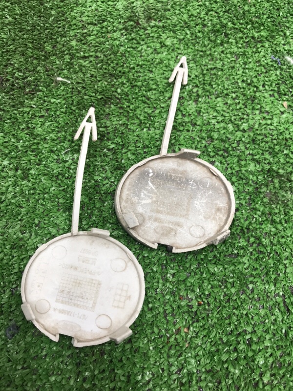 Заглушка буксировочного крюка Ford Mondeo 2007-2010