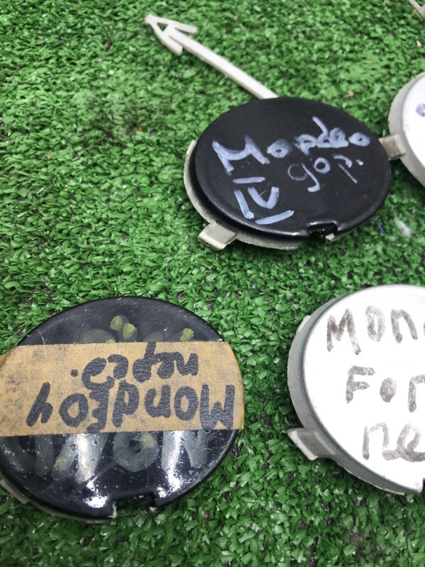 Заглушка буксировочного крюка Ford Mondeo 2007-2010