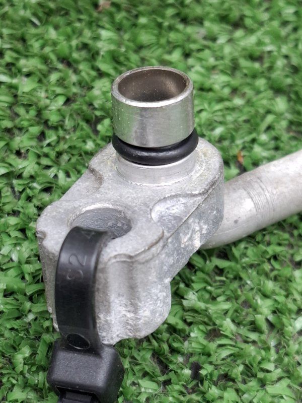 Трубка кондиционера Toyota Camry 2006 ACV40