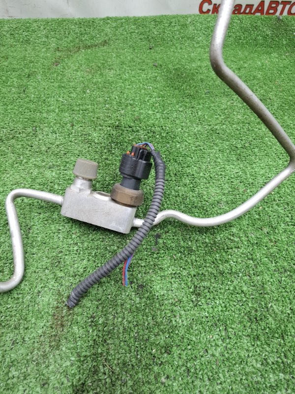 Трубка кондиционера Toyota Camry 2006 ACV40