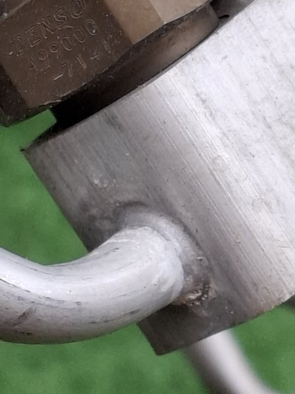 Трубка кондиционера Toyota Camry 2006 ACV40