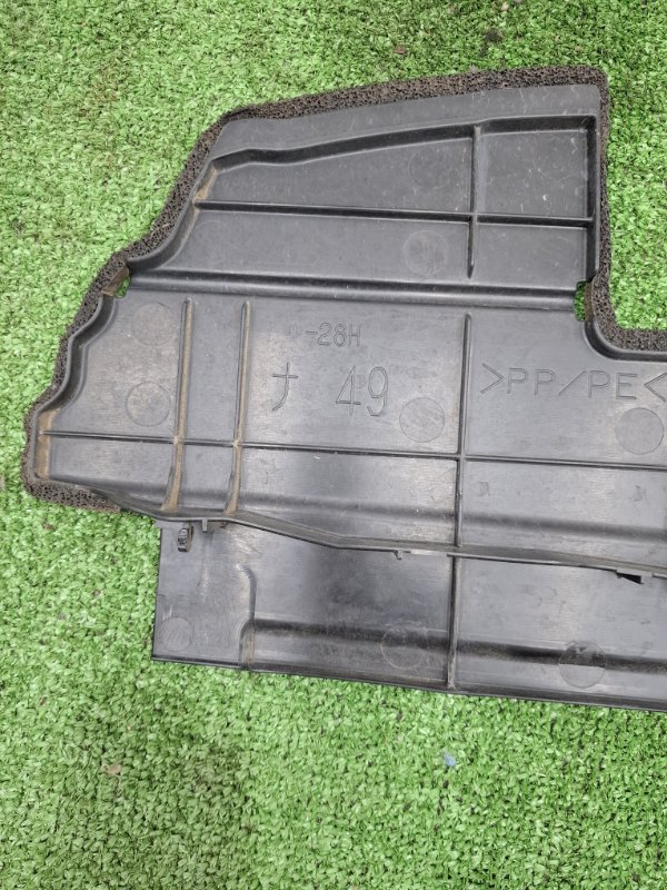 Дефлектор радиатора Toyota Camry 2006 ACV40