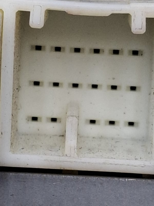 Блок управления топливным насосом Subaru Outback 2013 BRM