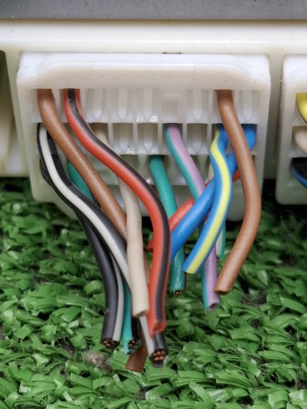 Блок управления топливным насосом Subaru Outback 2013 BRM