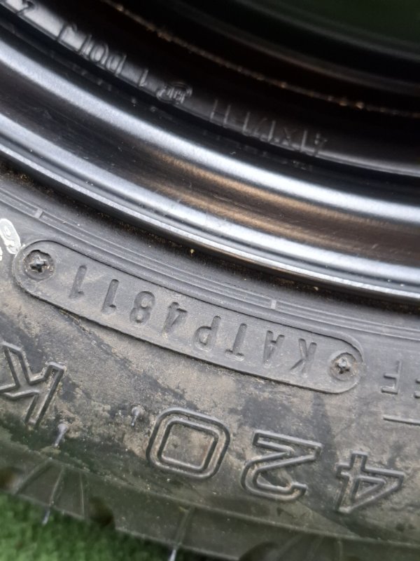 Докатка Toyota AVENSIS 2012 ZRT272