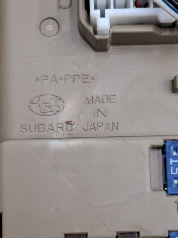 Блок предохранителей салонный Subaru Outback 2013 BRM