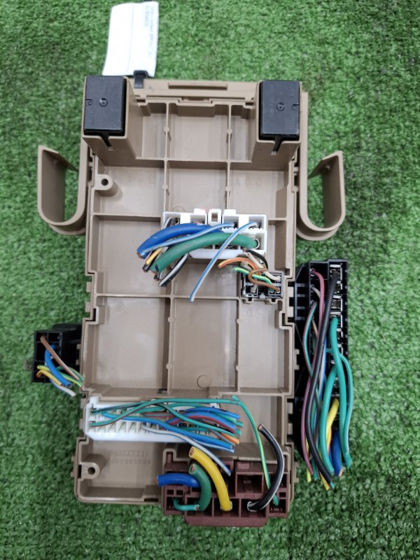Блок предохранителей салонный Subaru Outback 2013 BRM