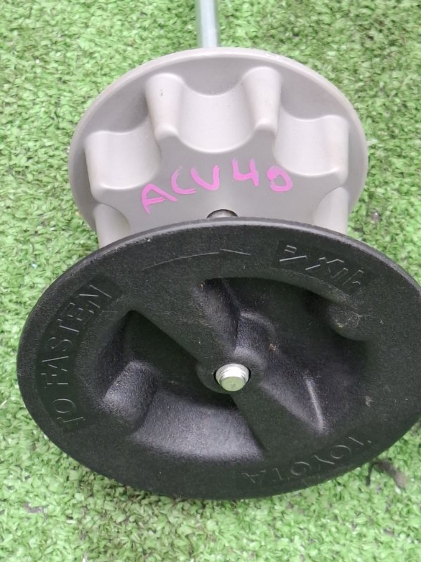 Крепление запасного колеса Toyota Camry 2007 ACV40