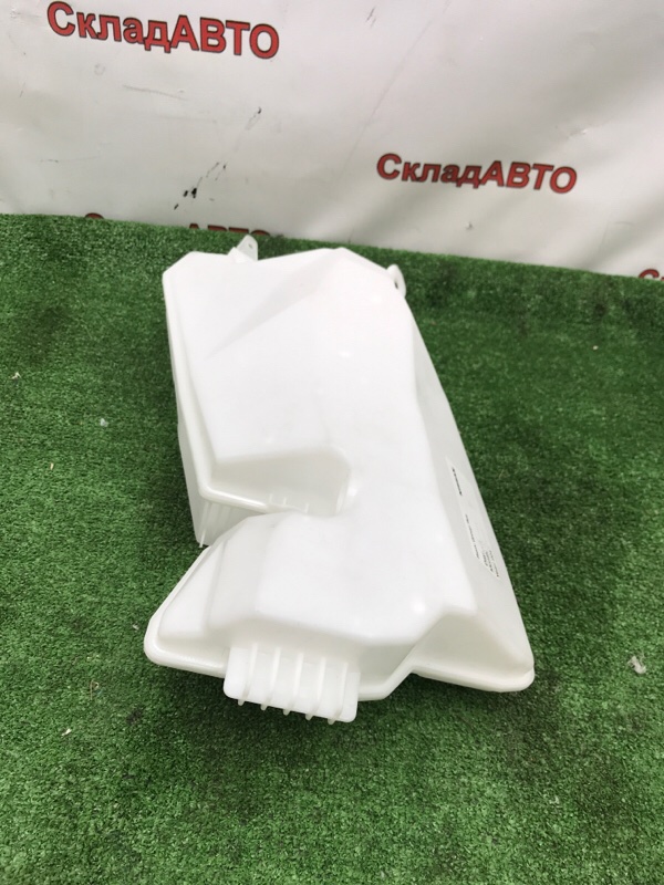 Бачок стеклоомывателя Nissan Almera 2011-2019 G15