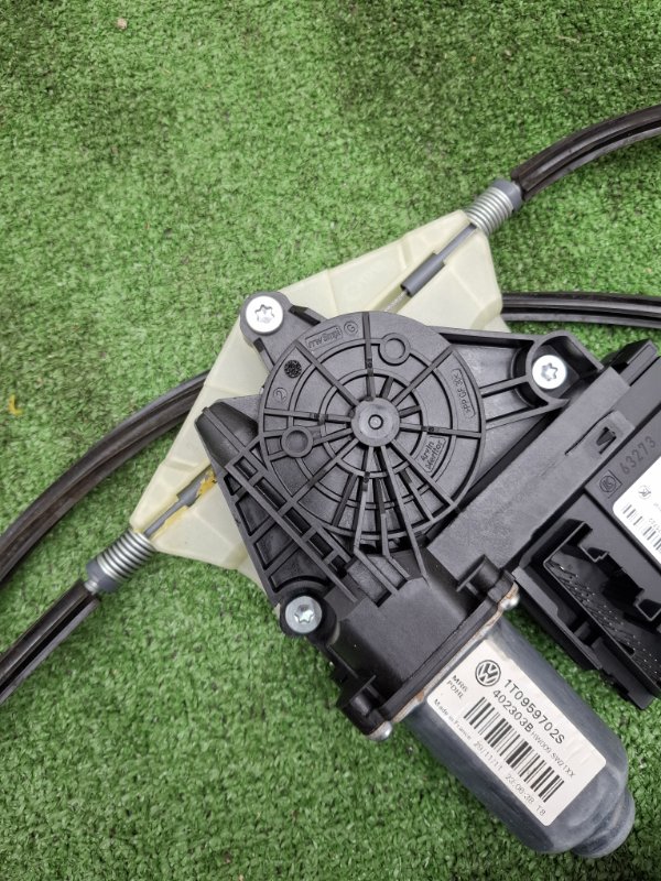 Стеклоподьемный механизм VOLKSWAGEN Touran 2011 1T3