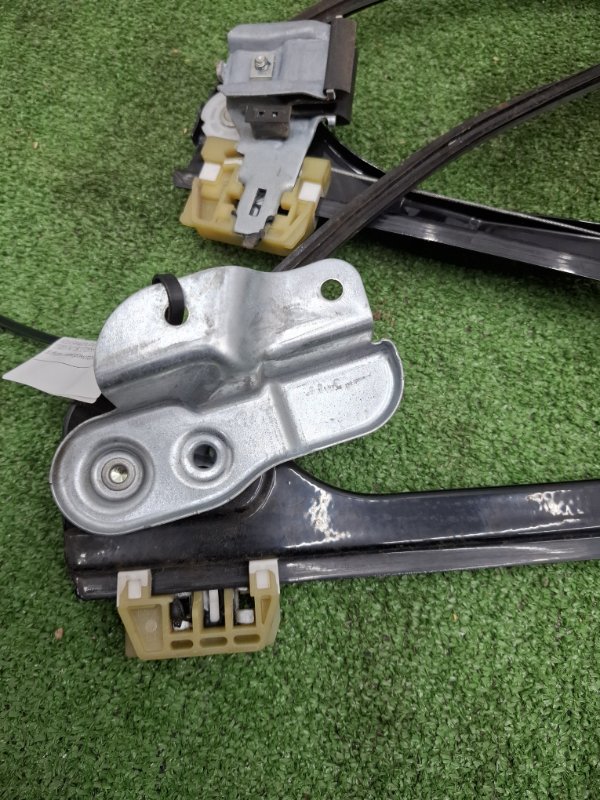 Стеклоподьемный механизм VOLKSWAGEN Touran 2011 1T3