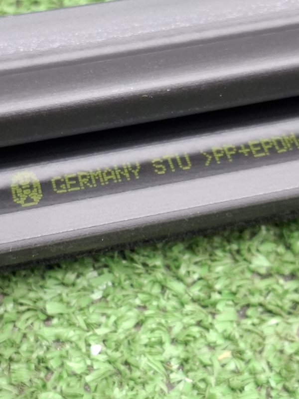 Бархотка двери VOLKSWAGEN Touran 2011 1T3