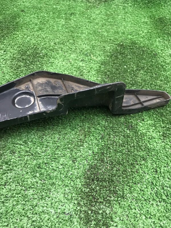 Пыльник крыла Chevrolet Cruze 2012-2016