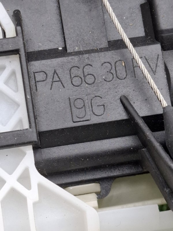 Замок двери VOLKSWAGEN Touran 2011 1T3