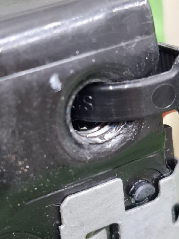 Замок двери VOLKSWAGEN Touran 2011 1T3