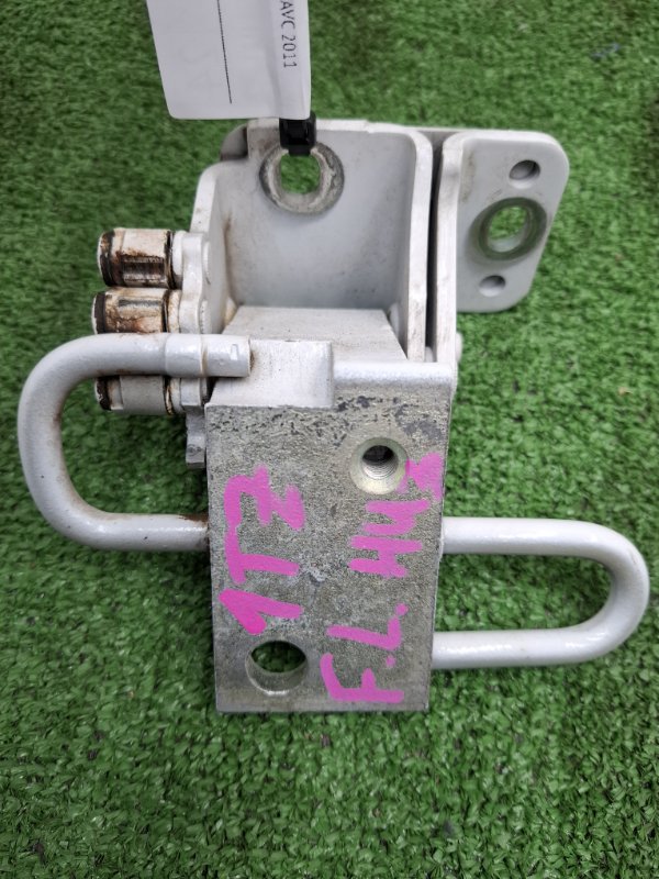 Петля двери VOLKSWAGEN Touran 2011 1T3