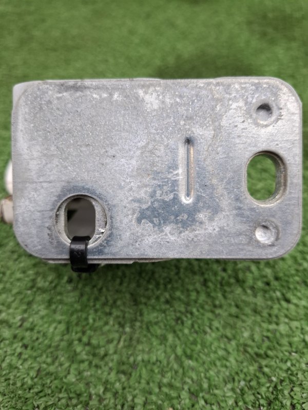 Петля двери VOLKSWAGEN Touran 2011 1T3