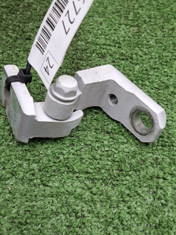 Петля двери VOLKSWAGEN Touran 2011 1T3