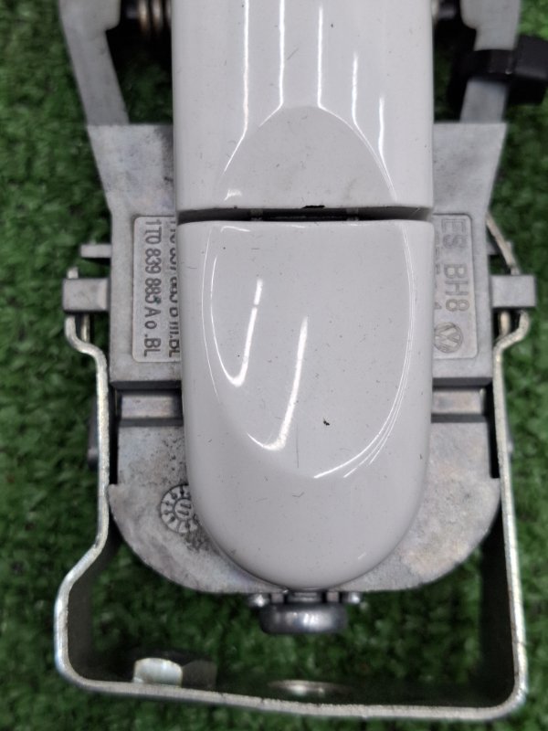 Ручка двери наружная VOLKSWAGEN Touran 2011 1T3