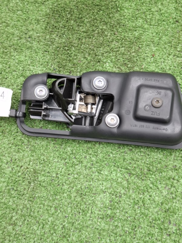 Ручка двери внутренняя VOLKSWAGEN Touran 2011 1T3