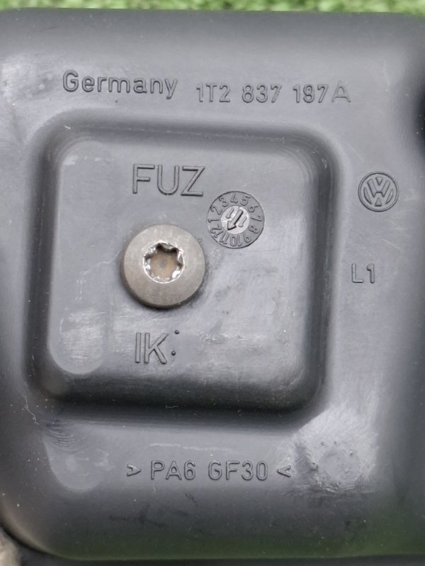 Ручка двери внутренняя VOLKSWAGEN Touran 2011 1T3