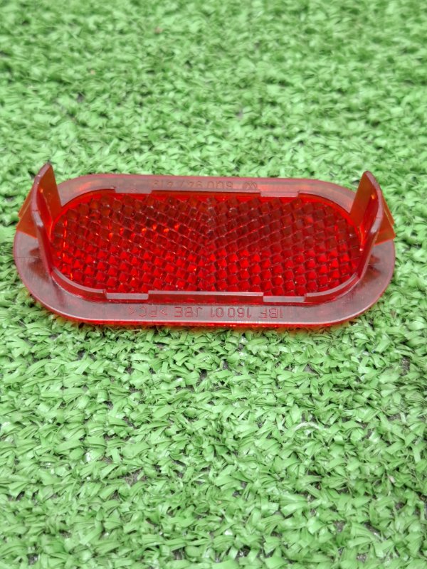 Катафот VOLKSWAGEN Touran 2011 1T3