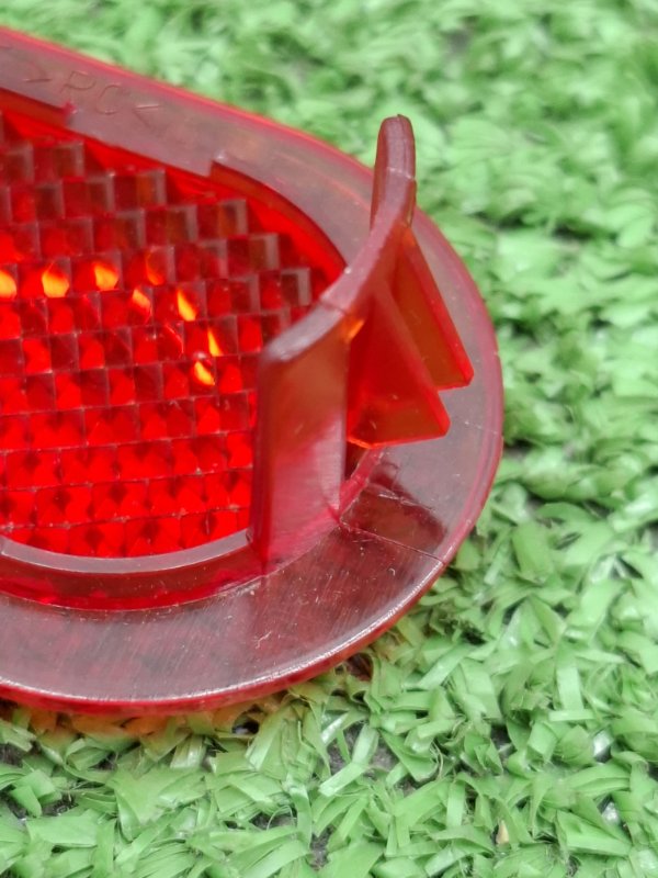 Катафот VOLKSWAGEN Touran 2011 1T3