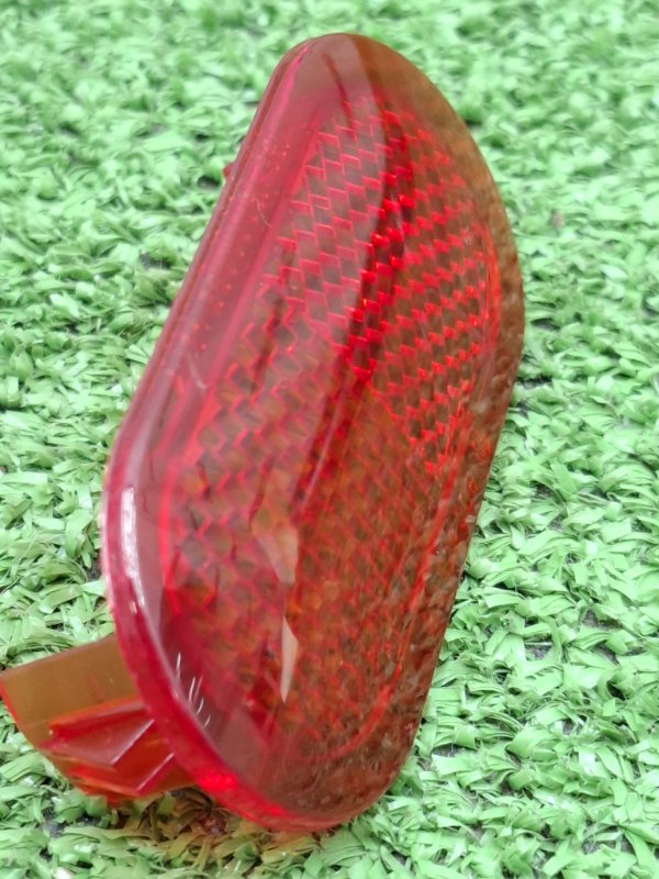 Катафот VOLKSWAGEN Touran 2011 1T3