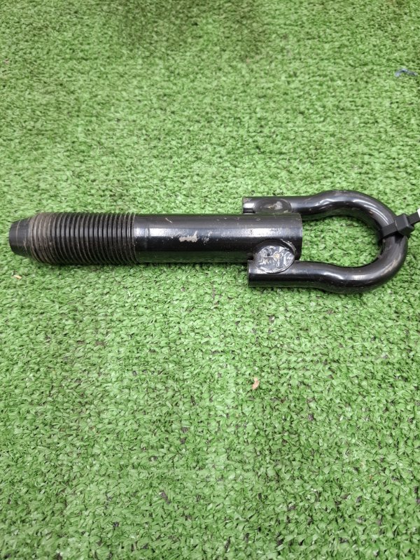 Крюк буксировочный Toyota Camry 2007 ACV40