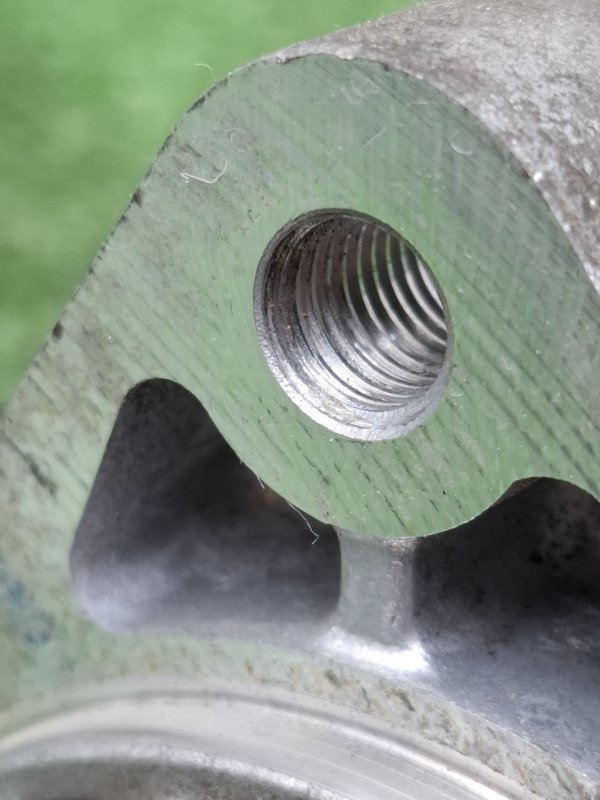 Стартер Toyota RAV4 2004 A20