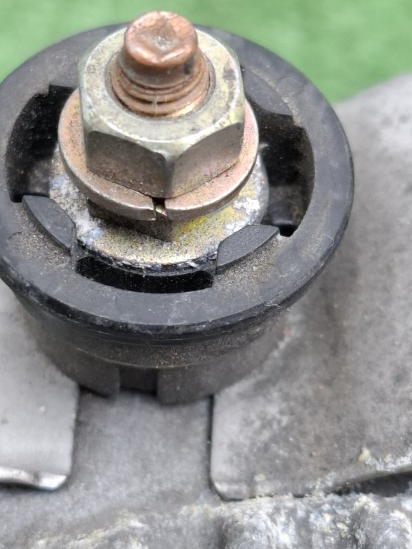 Генератор Toyota RAV4 2004 A20