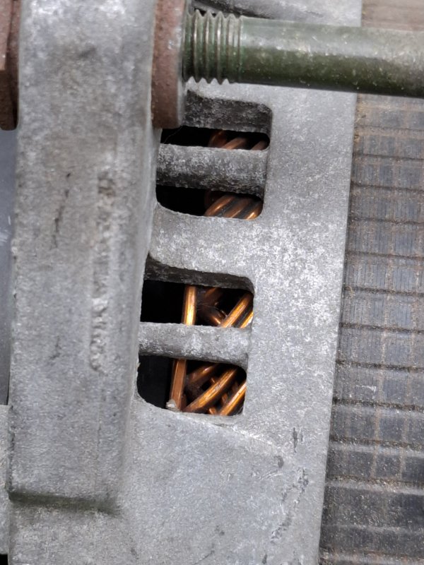 Генератор Nissan Qashqai 2008 J10