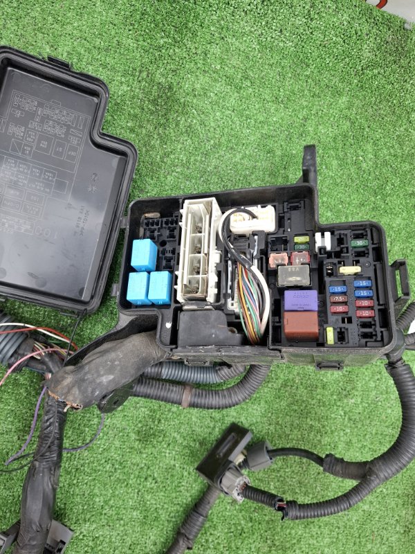 Проводка моторного отсека Toyota Estima 2008 ACR50W